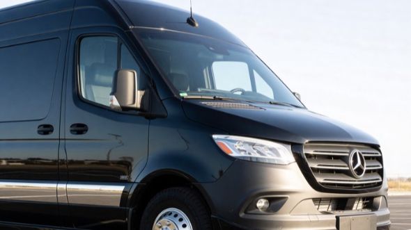20 passenger sprinter van minneapolis