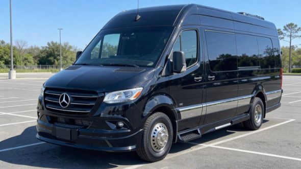8 passenger sprinter van minneapolis