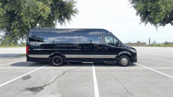 sprinter limousine minneapolis